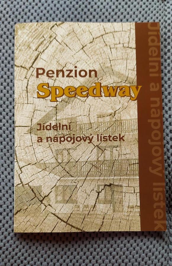 Penzion Speedway Марианске-Лазне Экстерьер фото